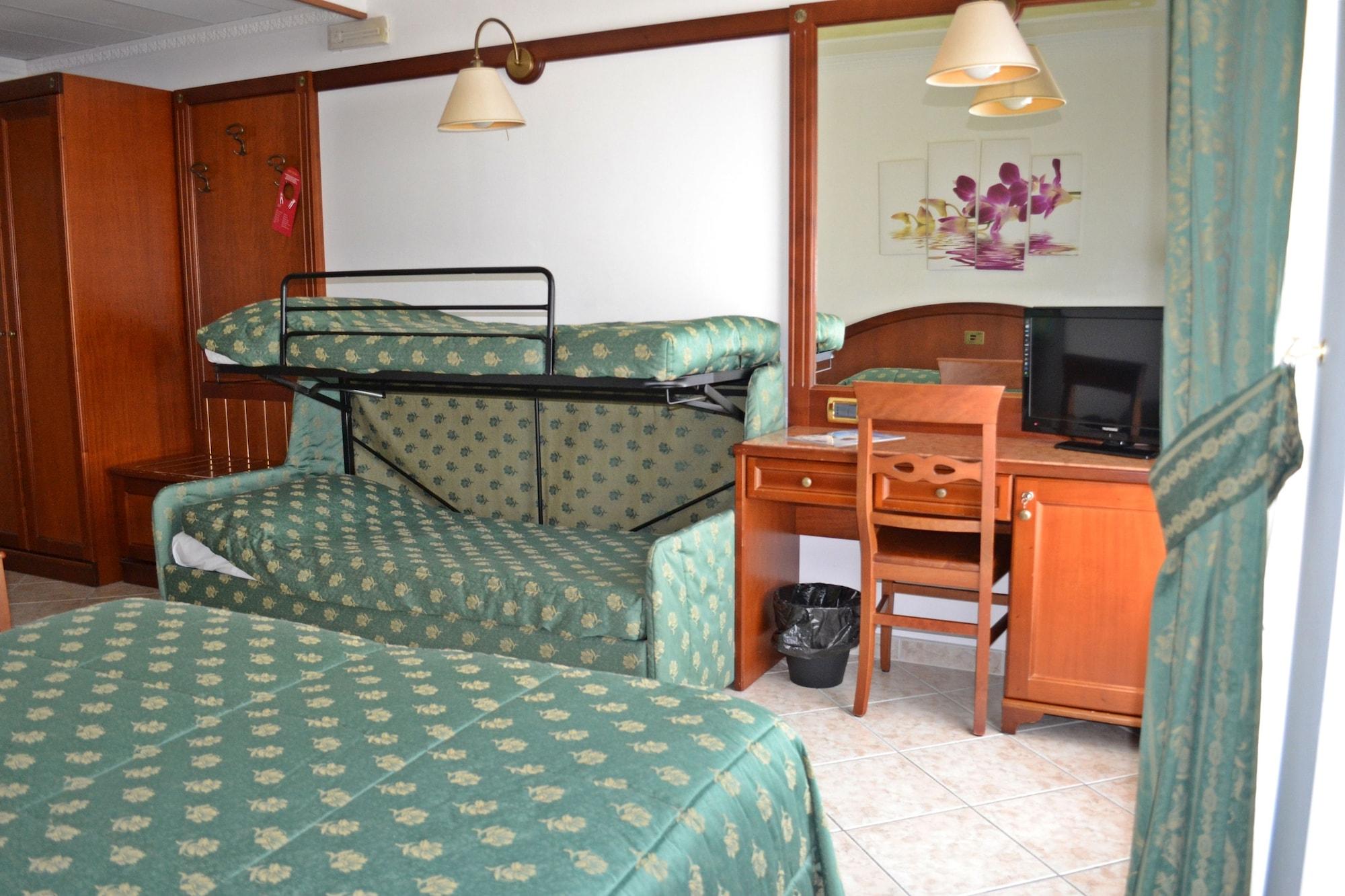 Hotel Valle Rossa Сан-Джованни-Ротондо Экстерьер фото